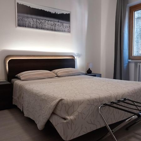 Appartamento Malcesine With Charme Esterno foto